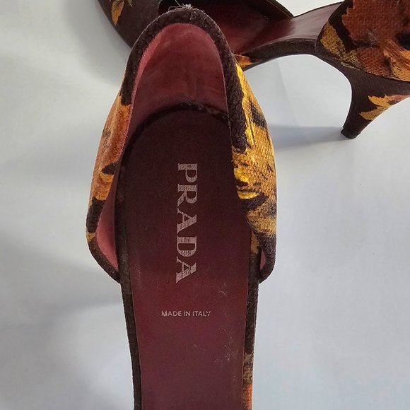 PRADA Suede Printed D'Orsay Pumps - Picture 7 of 10